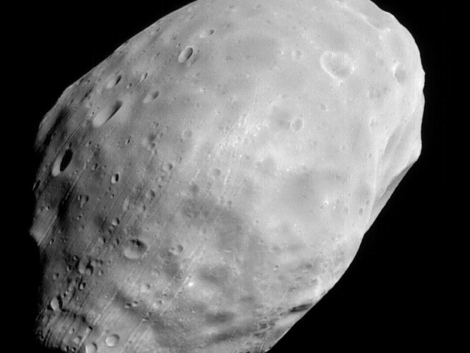 Phobos_moon_(large)